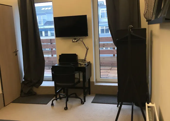 Hamburg Room Апарт-отель 2*